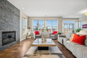 Golden View Manor